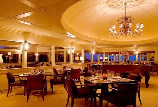 餐飲管理與服務(wù) 雙輪驅(qū)動，鑄就卓越餐飲體驗(yàn)